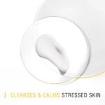 Neutrogena Clear & Soothe Mousse Cleanser  150ml - Image 6