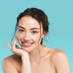 St. Ives Coconut Water & Orchid Hydrating Body Wash 650ml - Image 2